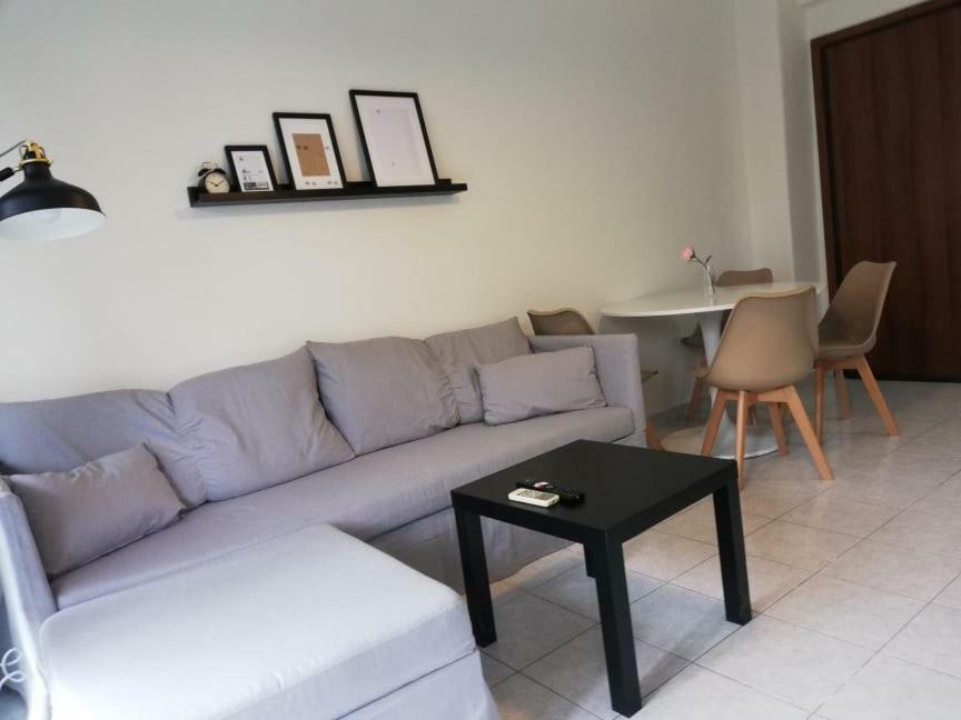Happy Rabbit 1 Appartement Thessaloniki Buitenkant foto